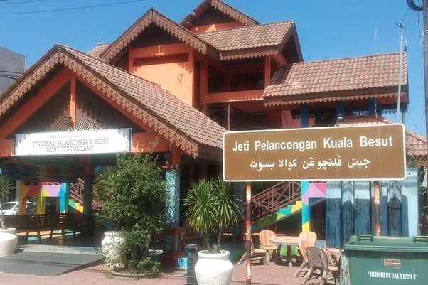 besut centre point