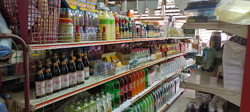 Ismail Zahari Kedai Kopi, Runcit, fotostat & gambar passport