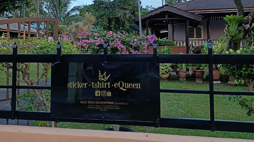 eQueen Stickers
