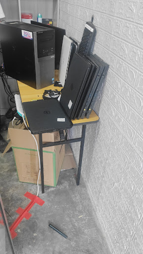 Kedai Laptop & Komputer • Bagan Serai