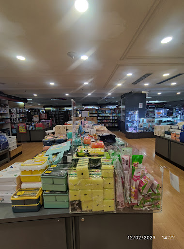 POPULAR Bookstore 大众书局 | Ampang Point Shopping Centre