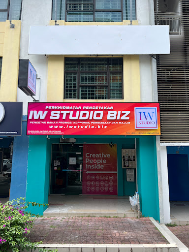 IW STUDIO BIZ - YOUR PRINTING PARTNER