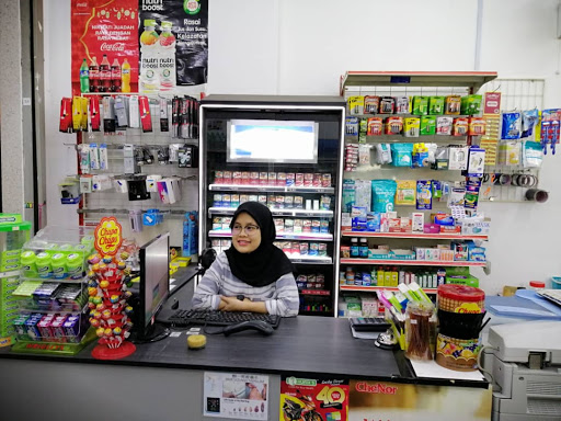 SR MINI MART