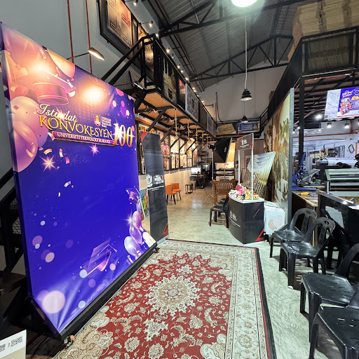 Pixel Touch Studio Design & Printing