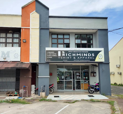 Richminds Tshirt & Apparel