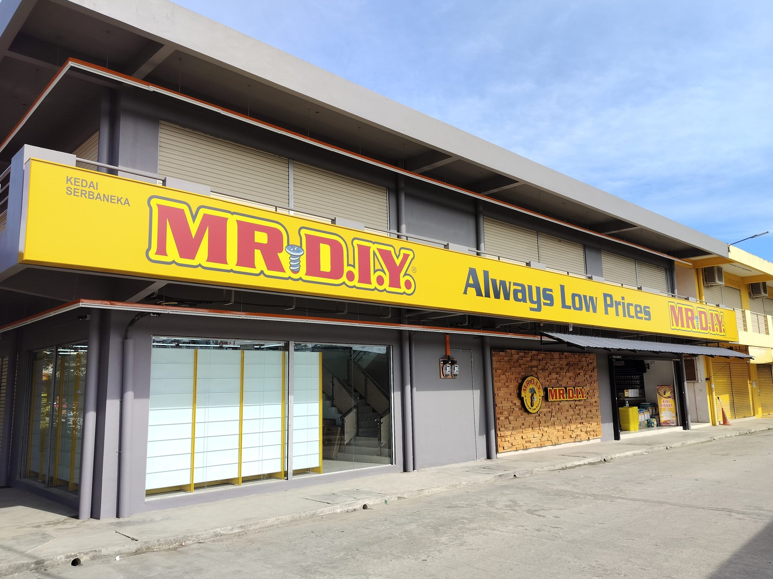 Kiaburi Plaza 1 kiaburi plaza scaled