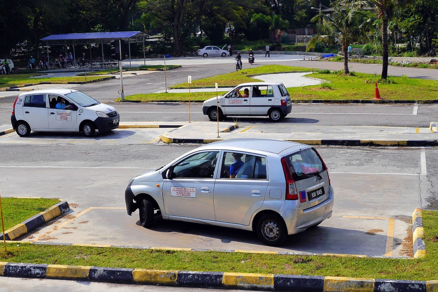 pusat foto cemerlang