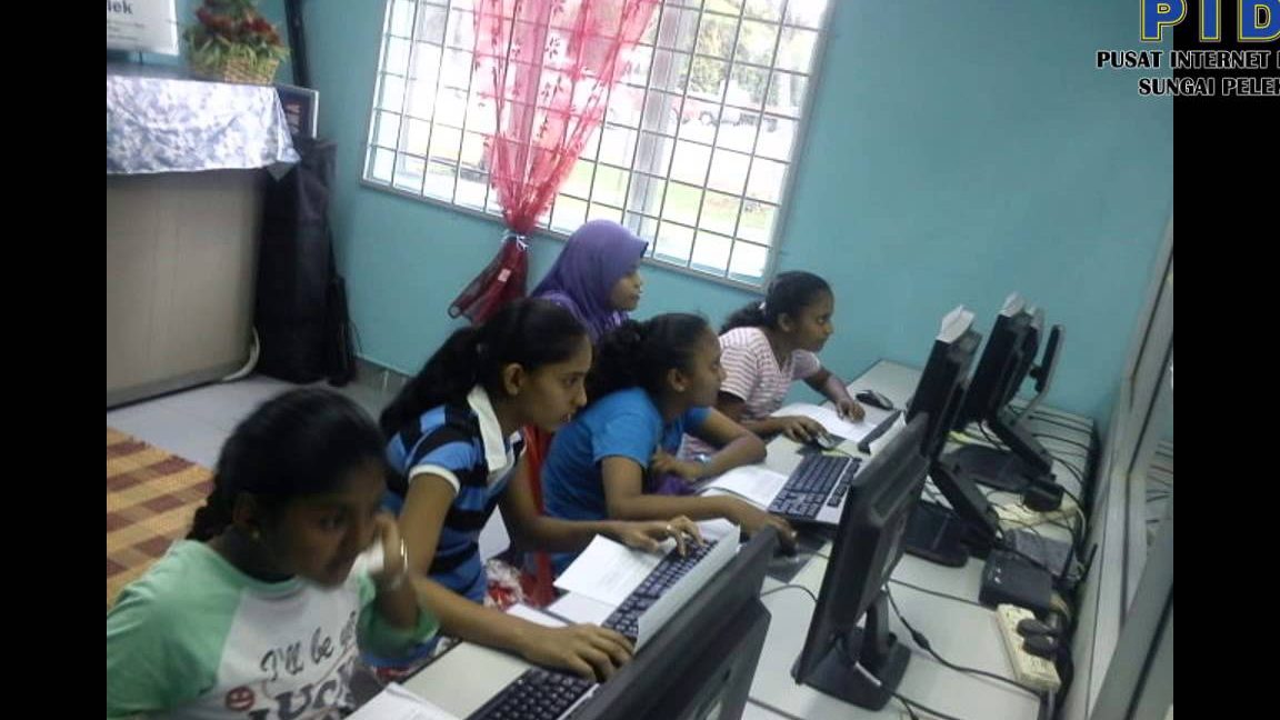 pusat internet desa sungai pelek